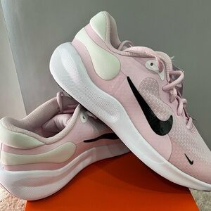 Nike Pink and Black Running Sneakers Size 7Y